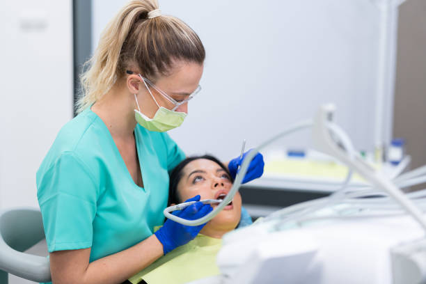 Best Weekend Emergency Dentist in Crainvle, IL
